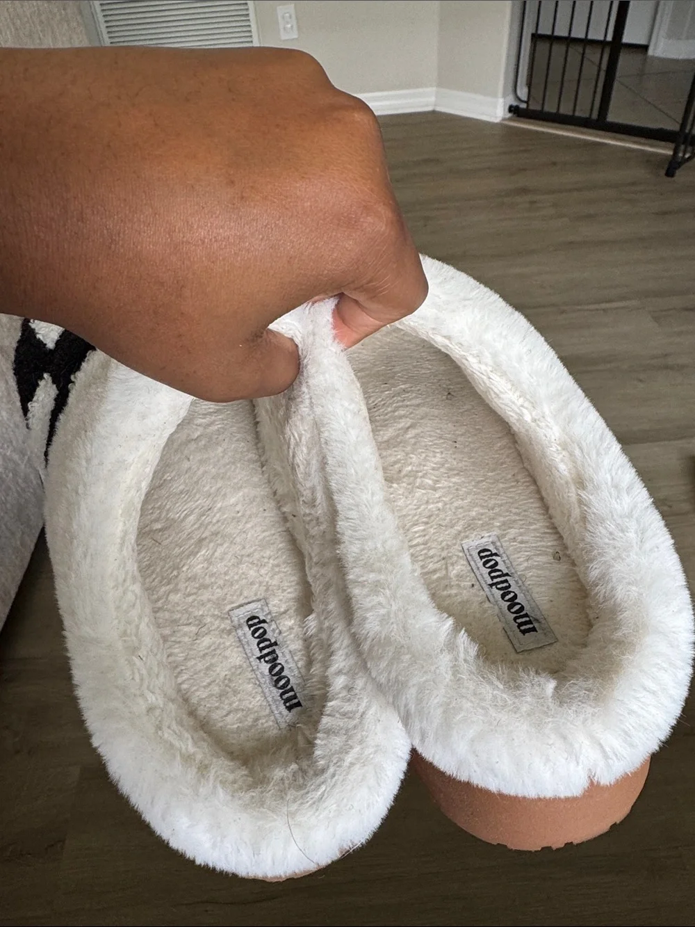 Smiley Face Platform Slippers 😊💗✨ - Picture 3 of 4
